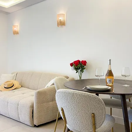 Ideal Sur Le Port - Vip Apartment