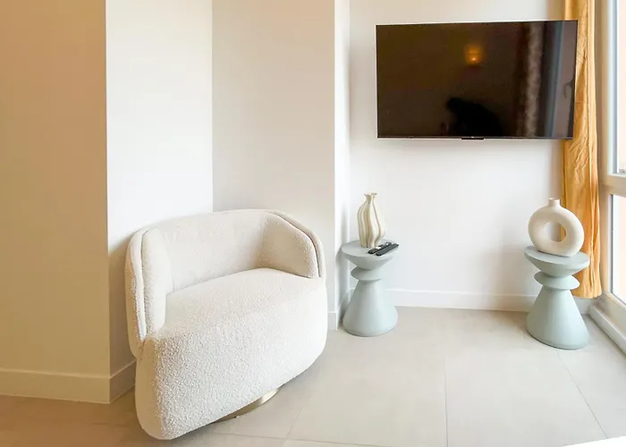 Ideal Sur Le Port - Vip